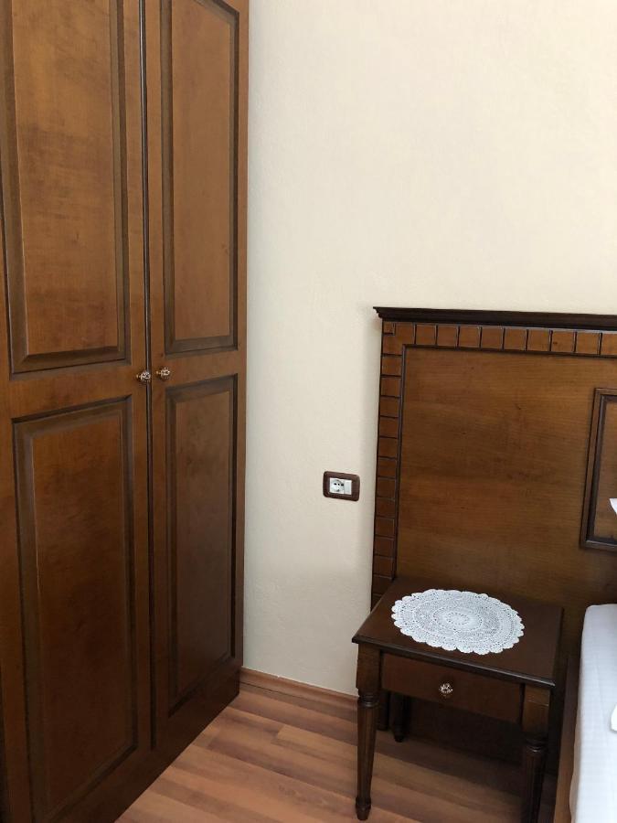 Villa Garden Берат Екстер'єр фото