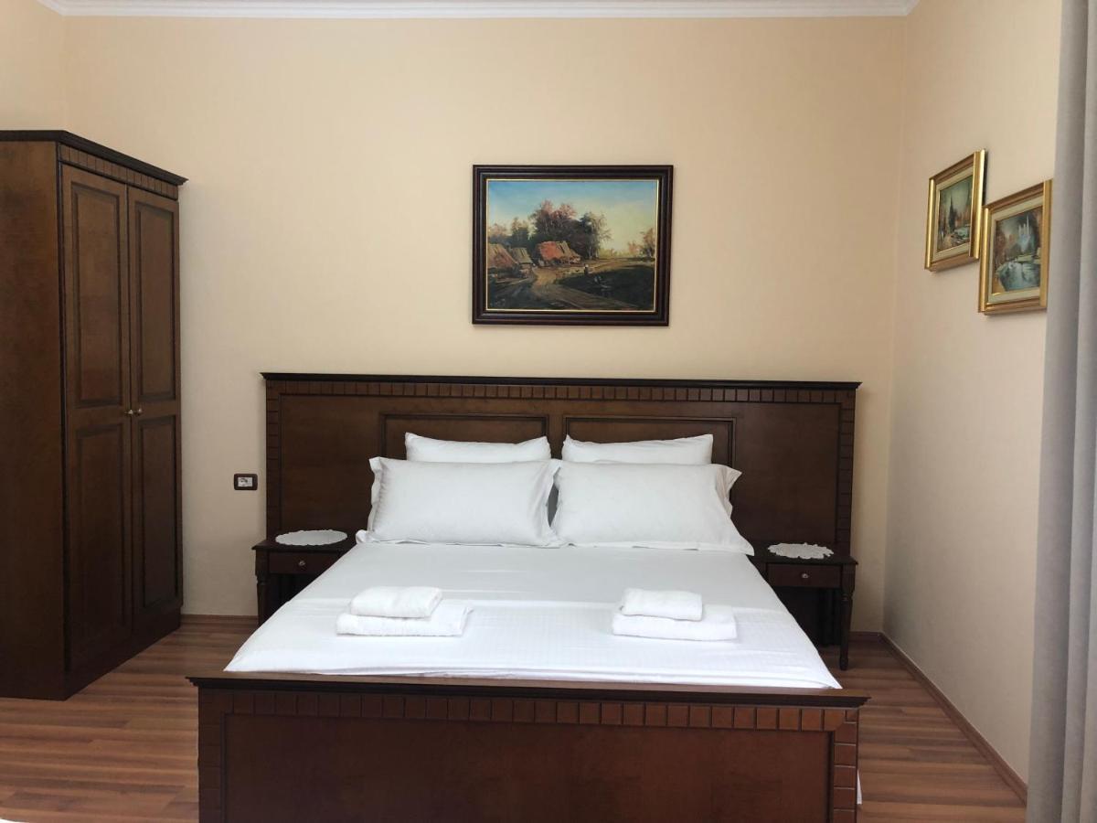 Villa Garden Берат Екстер'єр фото